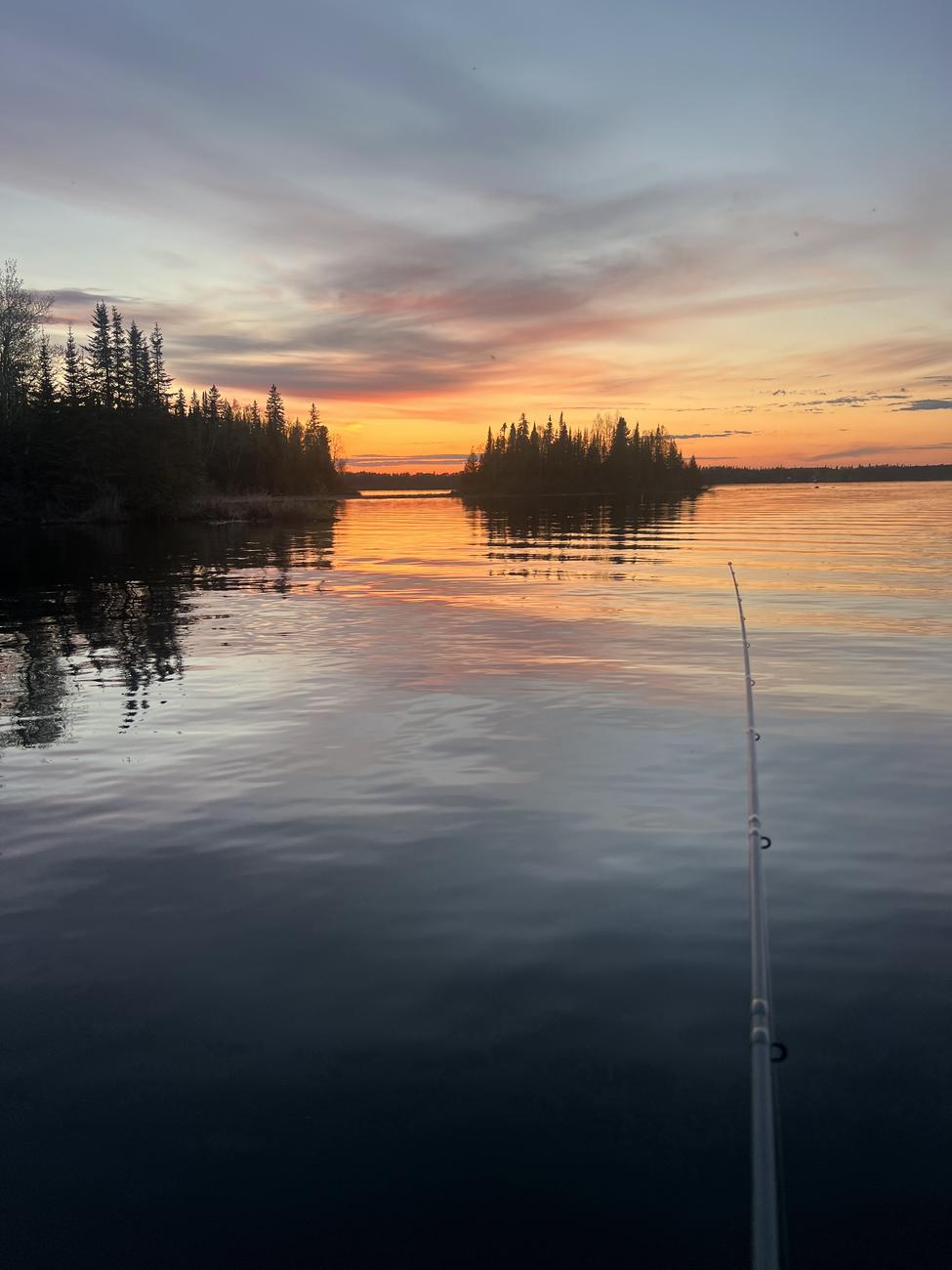 Islands at sunset — Dog Lake, Missanabie
